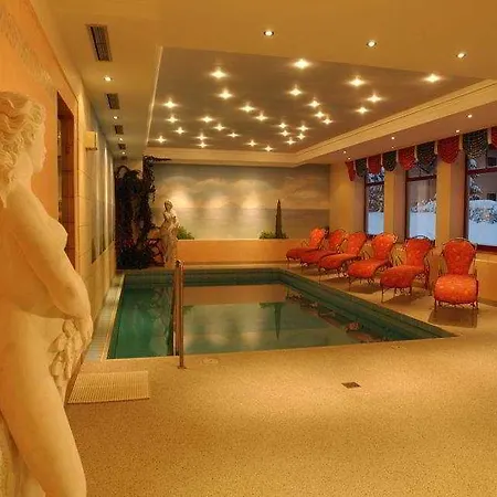 Alpinresort Valsaa - Sport & Hotel