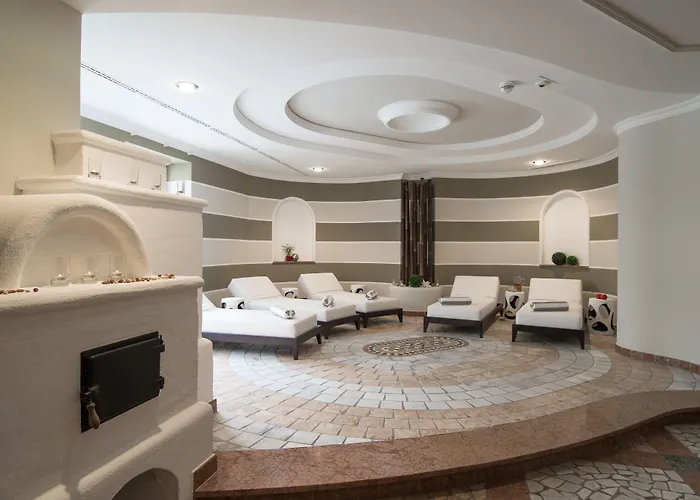 Alpinresort Valsaa - Adults Only 4*
