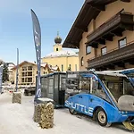 Alpinresort Valsaa - Adults Only מלון זאלבך הינטרגלם